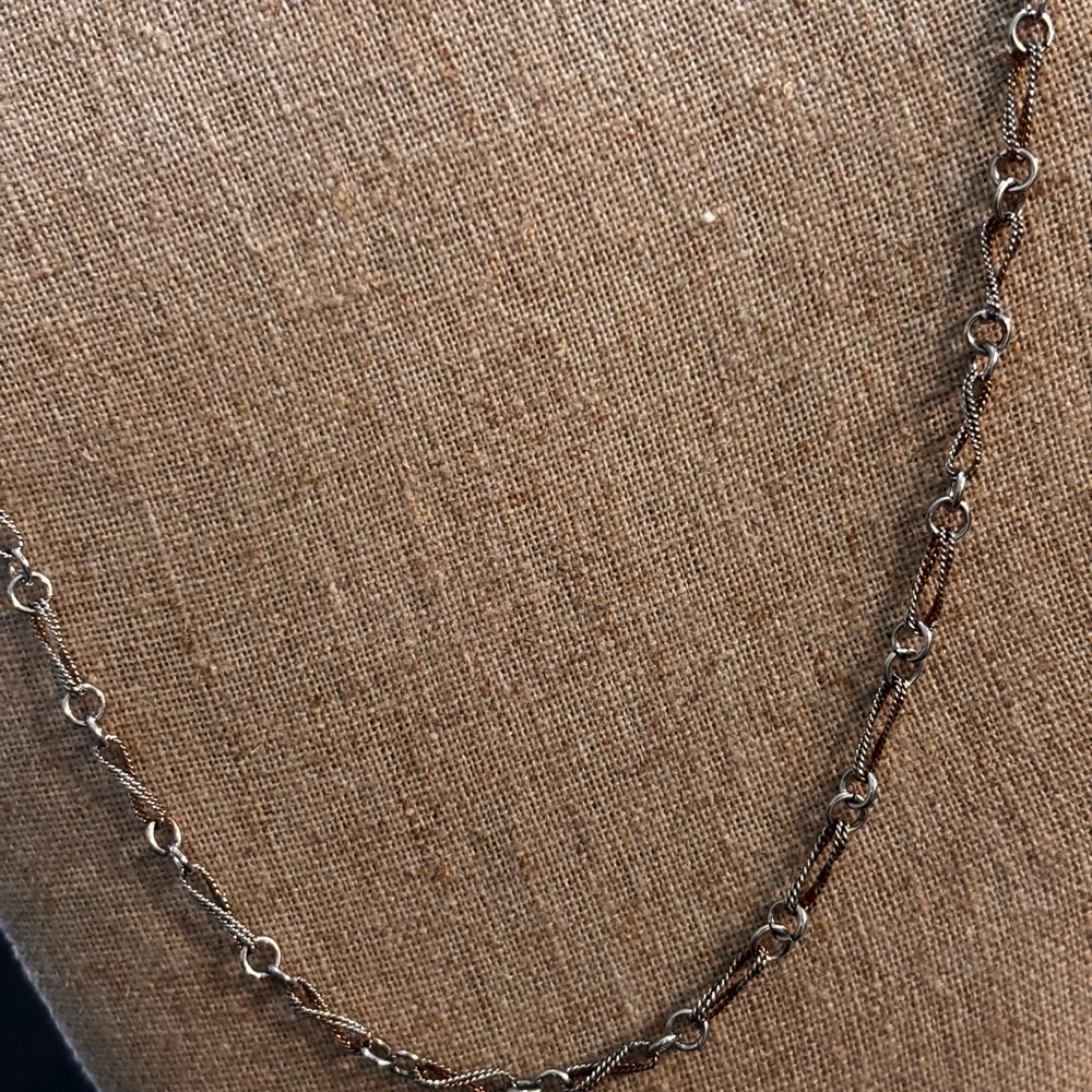 Elegant Silver Chain Necklace - Picture 11 of 12